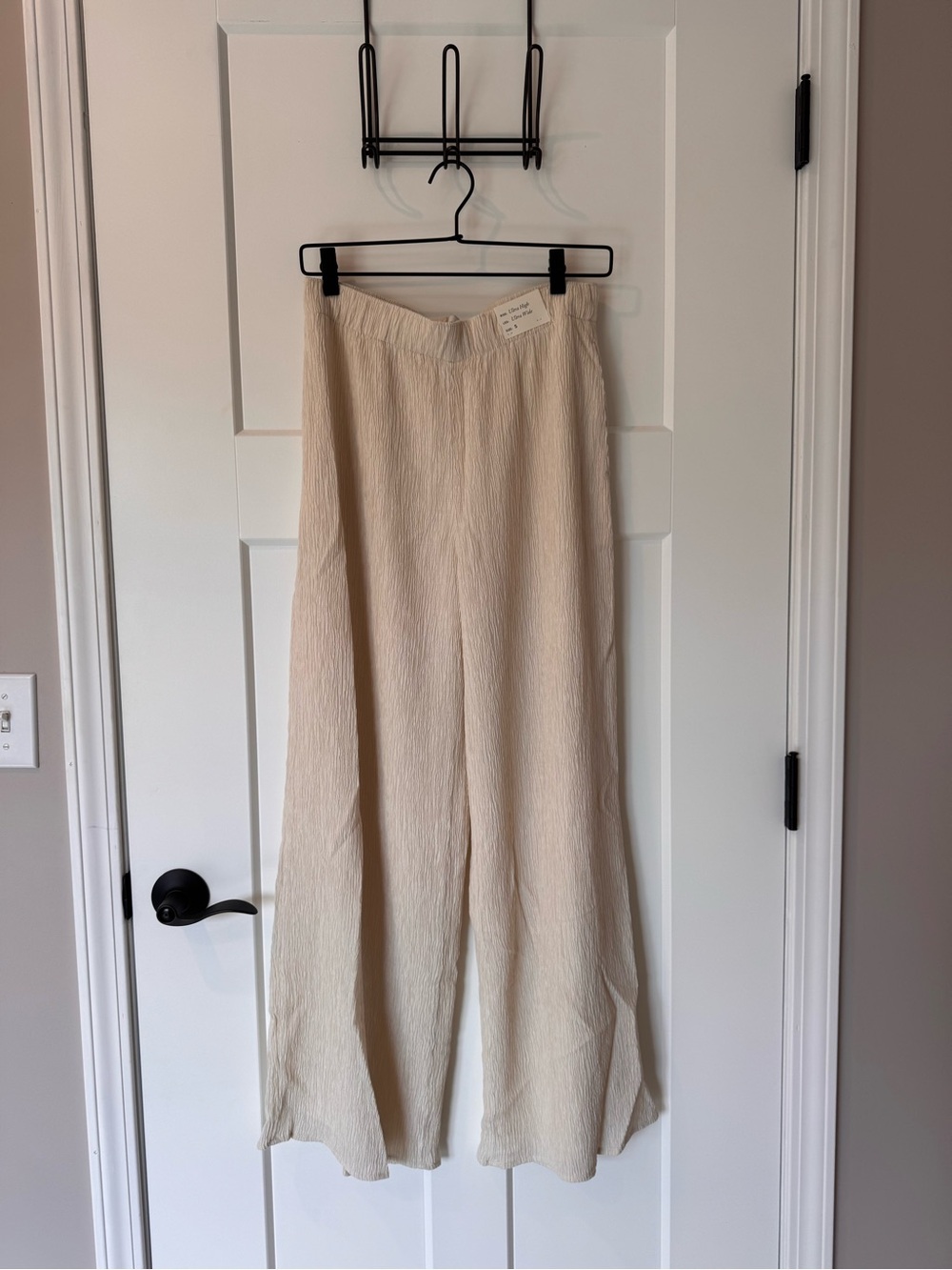 Abercrombie & Fitch Cream Wide-Leg Women's Pants